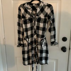 GAP plaid tie dress